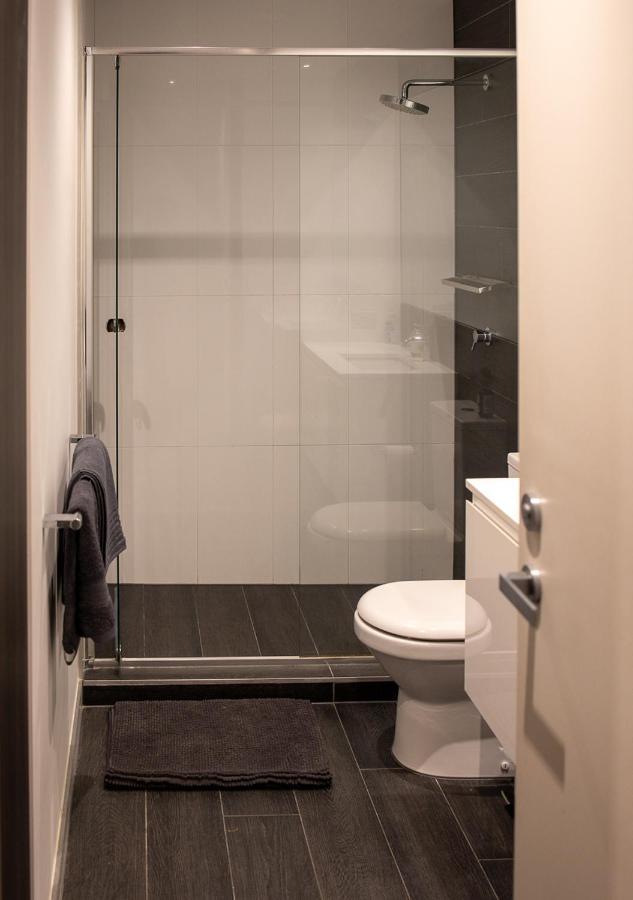 Modern Quiet 1 & 2 Bed Apt Opposite Albert Park Melbourne Exterior foto