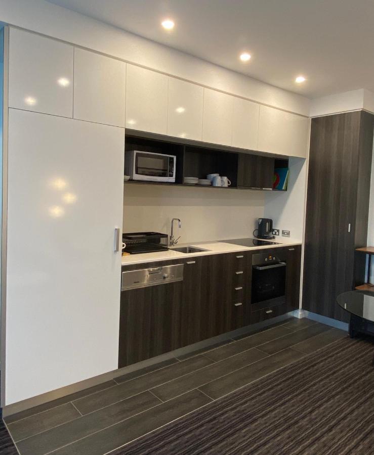Modern Quiet 1 & 2 Bed Apt Opposite Albert Park Melbourne Exterior foto