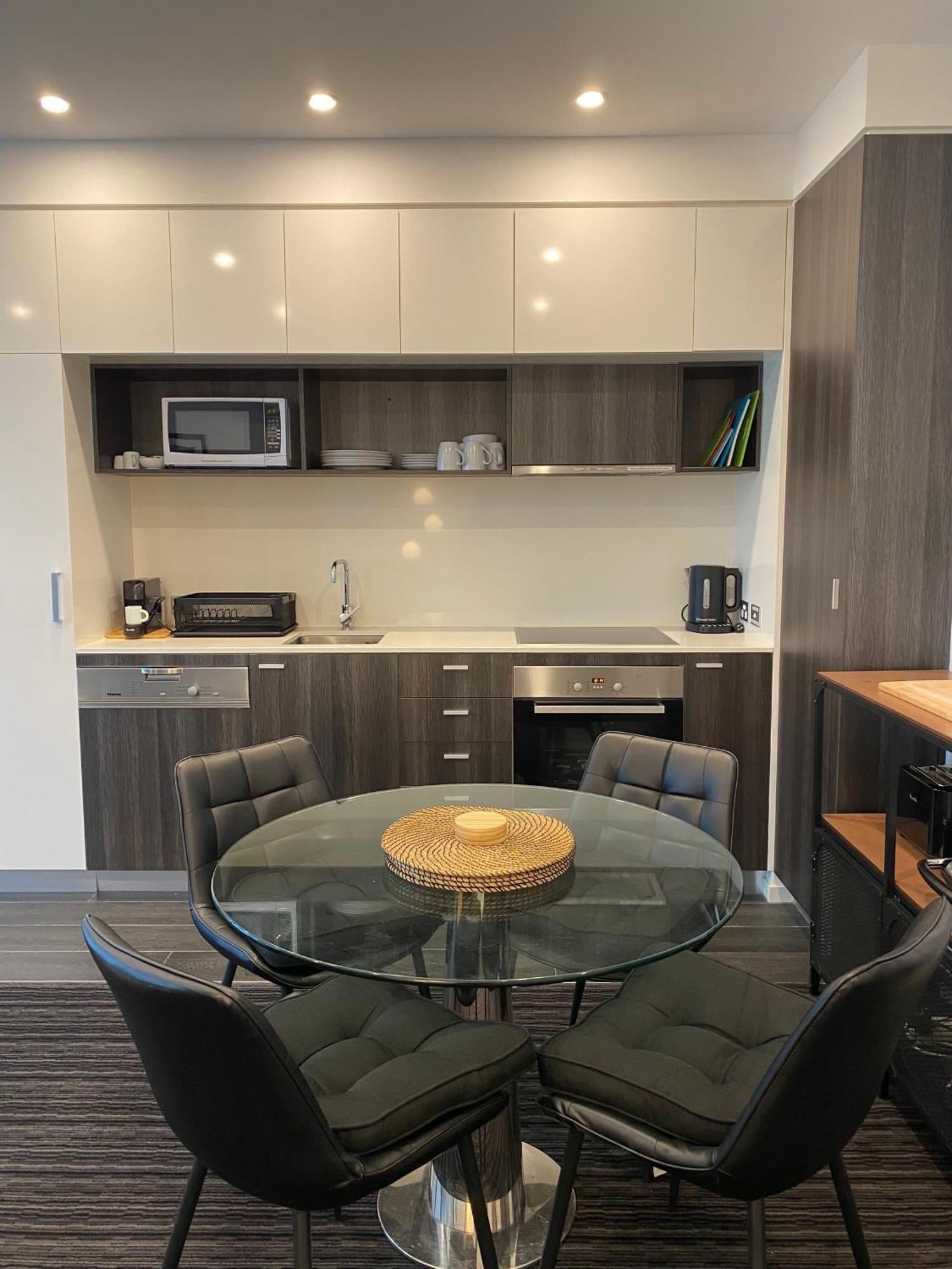 Modern Quiet 1 & 2 Bed Apt Opposite Albert Park Melbourne Exterior foto