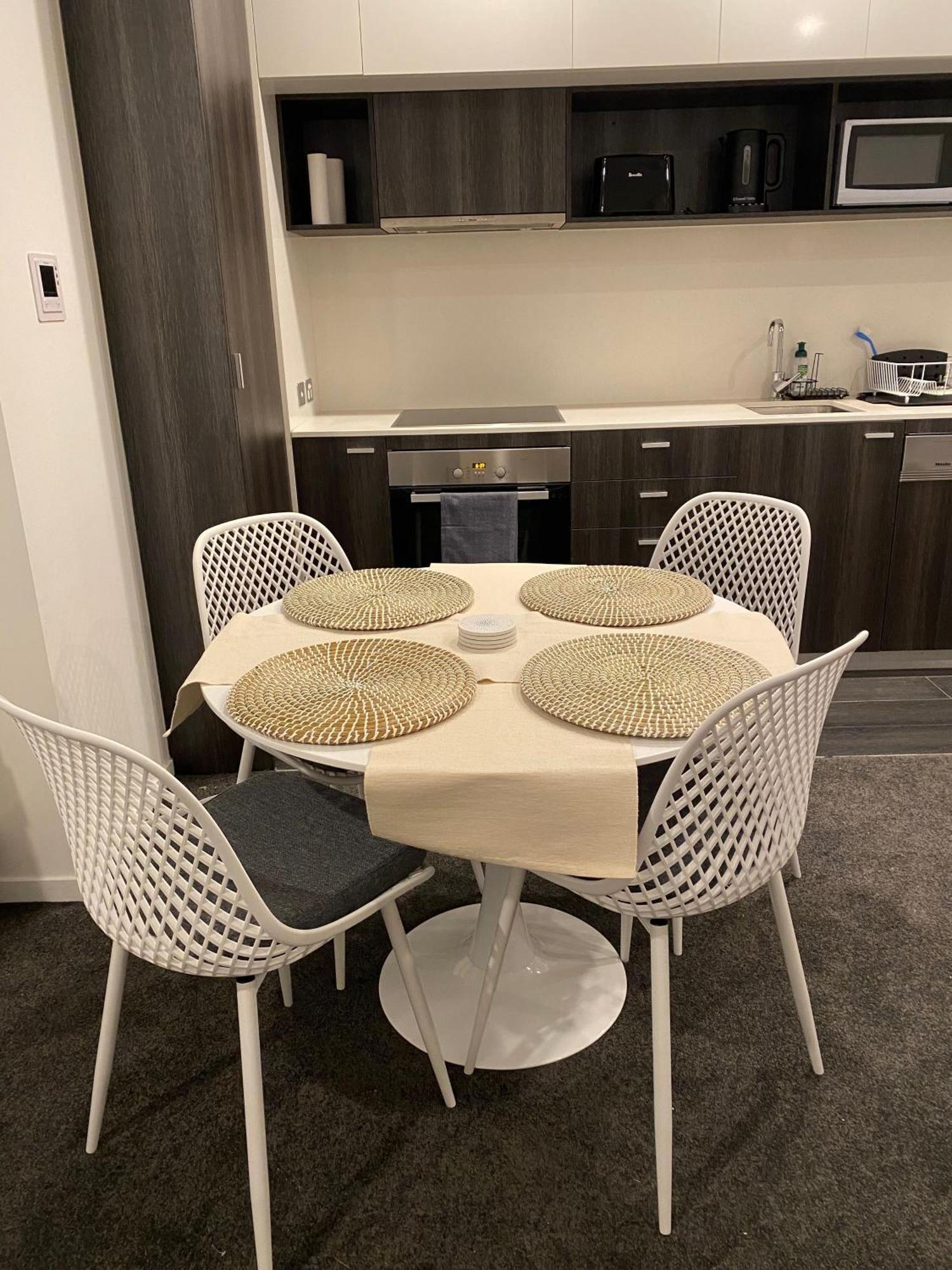 Modern Quiet 1 & 2 Bed Apt Opposite Albert Park Melbourne Exterior foto